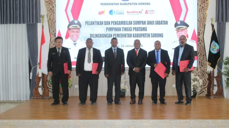 Bupati JK Melantik 6 Pejabat JPT Pratama